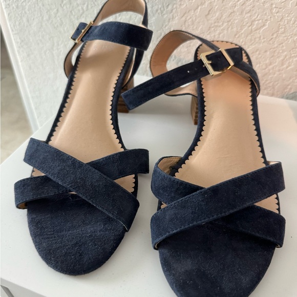 Short Navy Heels - Picture 2 of 3